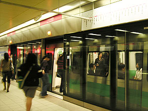 高雄交通利多，高鐵通車效應、捷運年底完工等，帶動房市成長