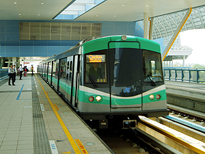 高雄捷運「深夜列車」啟動，5月7日始試辦一個月